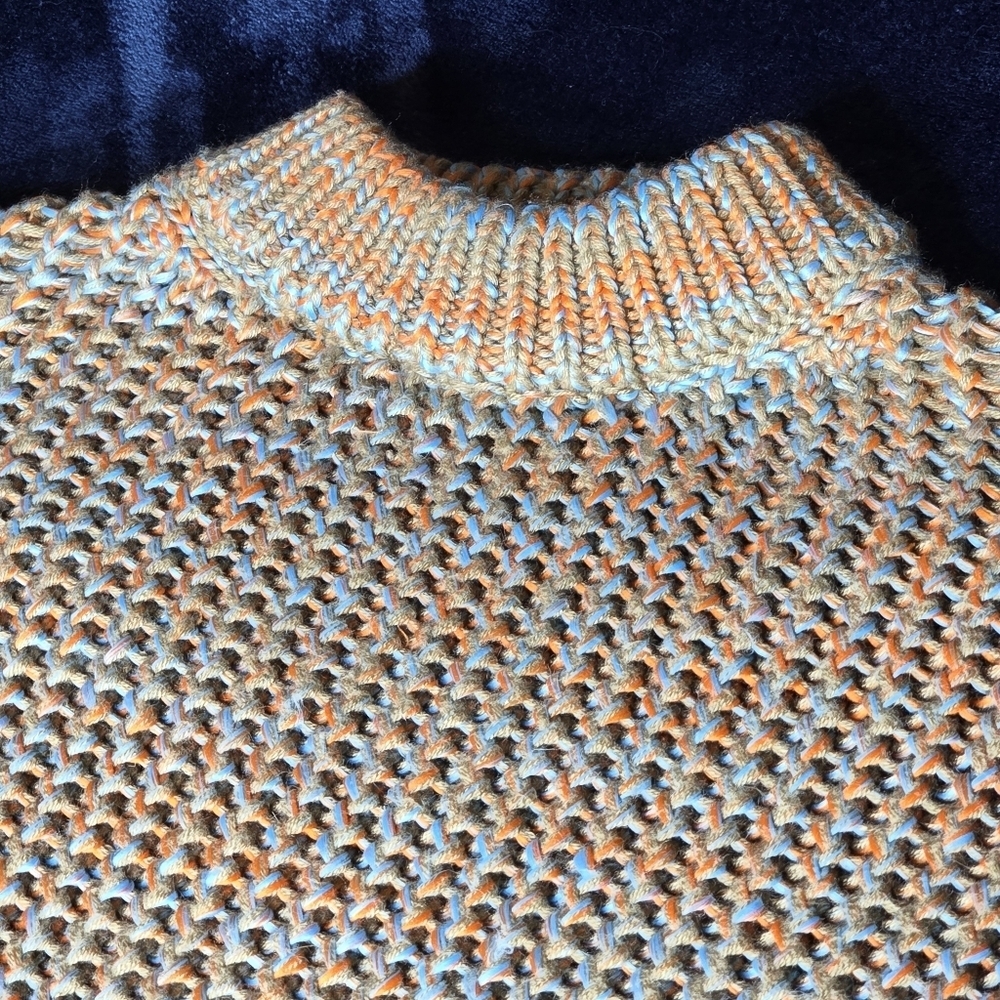 Women's Cozy Heavy Weight Knit Sweater Size S 80% Wool - Picture 13 of 14